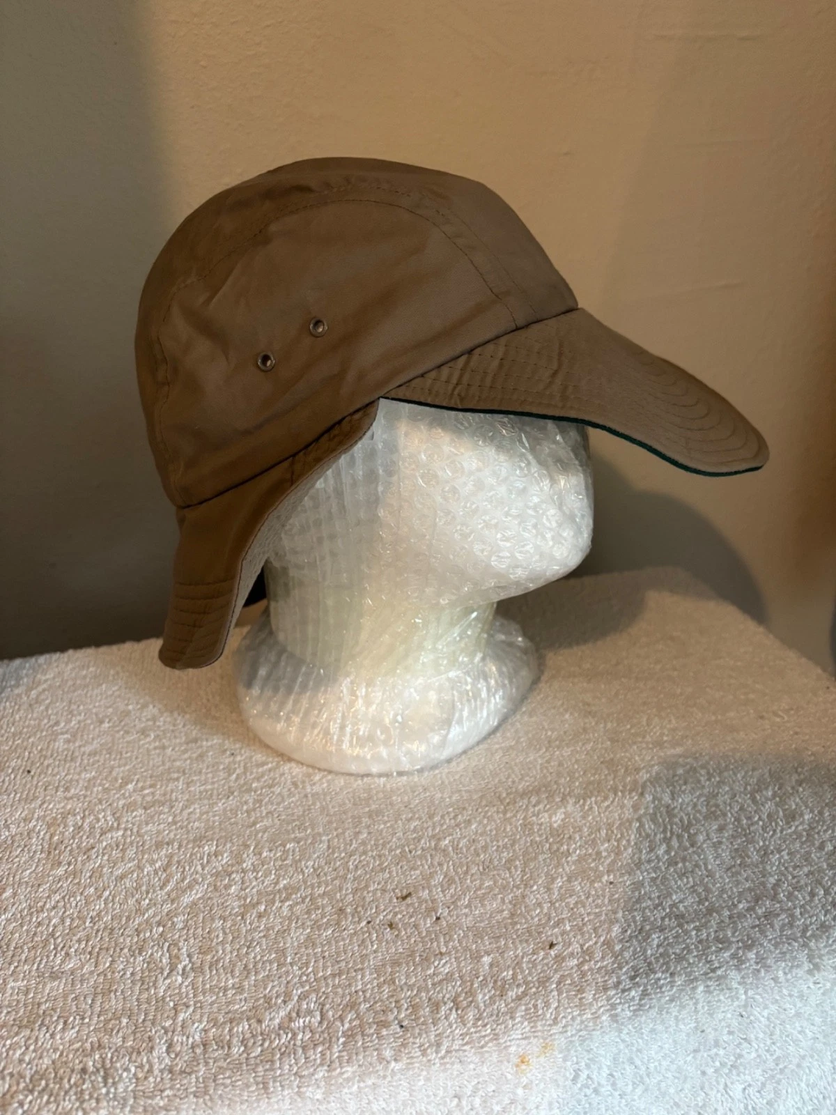 vintage Filson fly fishing, cap size medium desert tan 100%cotton tan