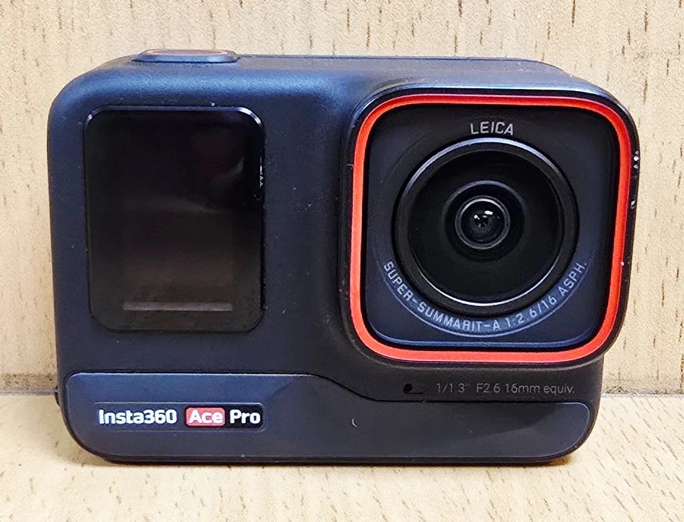 Insta360 Ace Pro 8K Action Camera + Accessories Bundle - 142763 - Image 2 of 4