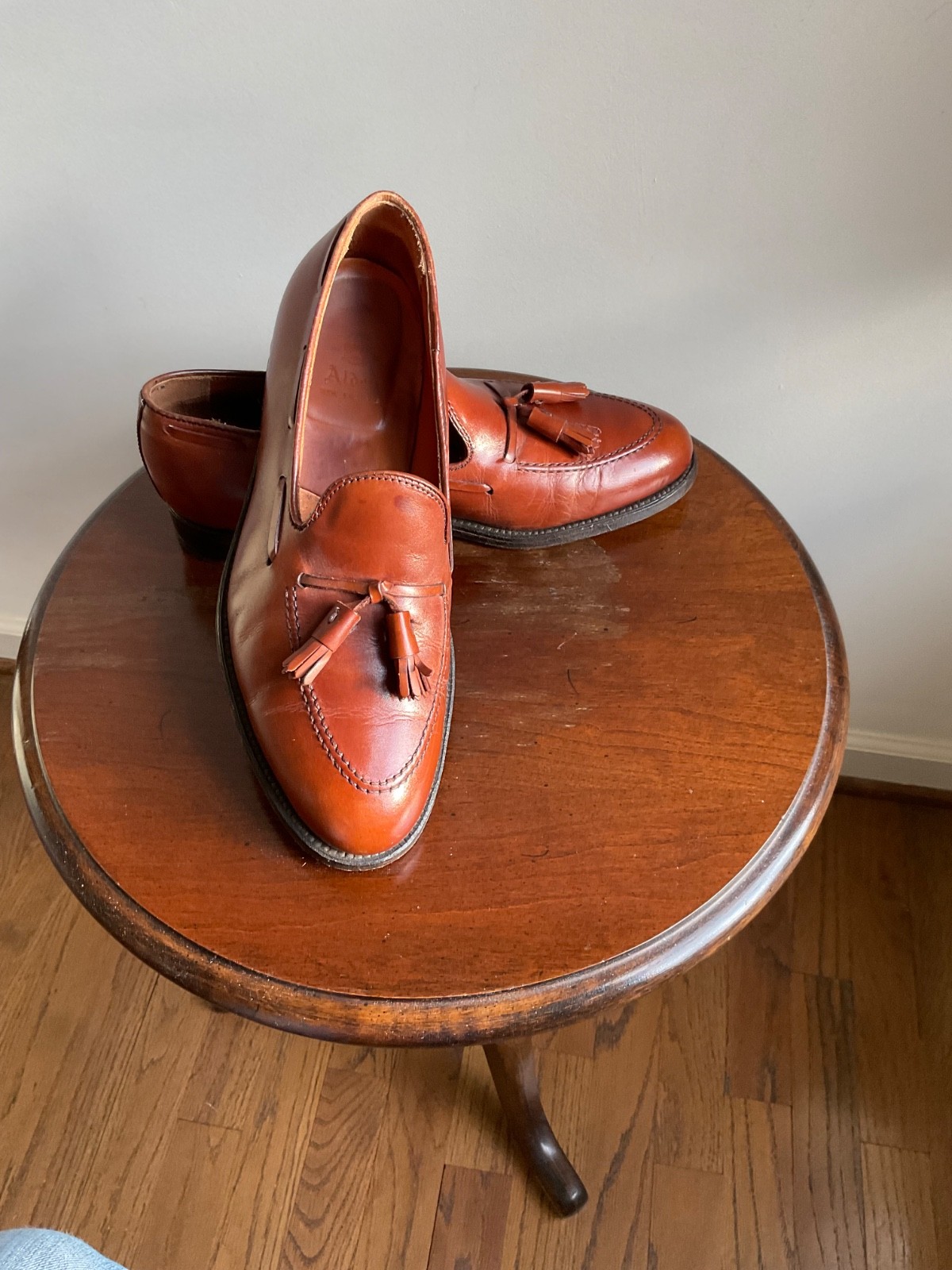 Alden 662 Burnished Tan Calfskin Tassel Loafer