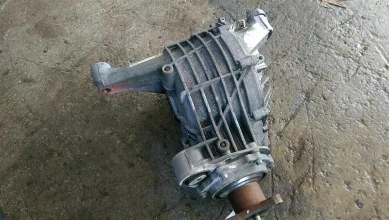 Cadillac STS 2005-2007 eje trasero diferencial portador relación de montaje 3,42 OEM Foto 3 de 4