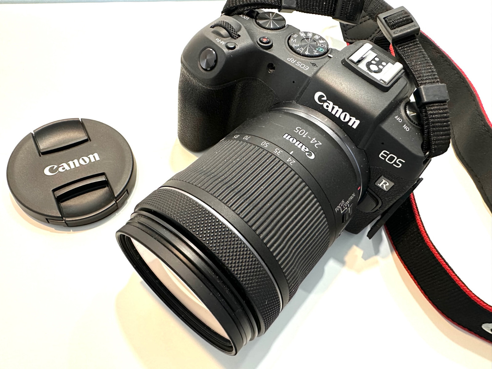 Canon EOS RP Mirrorless Camera w/ RF 24105mm F47.1 IS STM Lens 26.2MP