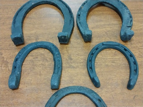 Vintage Hufeisen 5 Stück schwarz Metall Cowboy Ranch Bauernhof Landhaus Deko - Bild 5 von 10