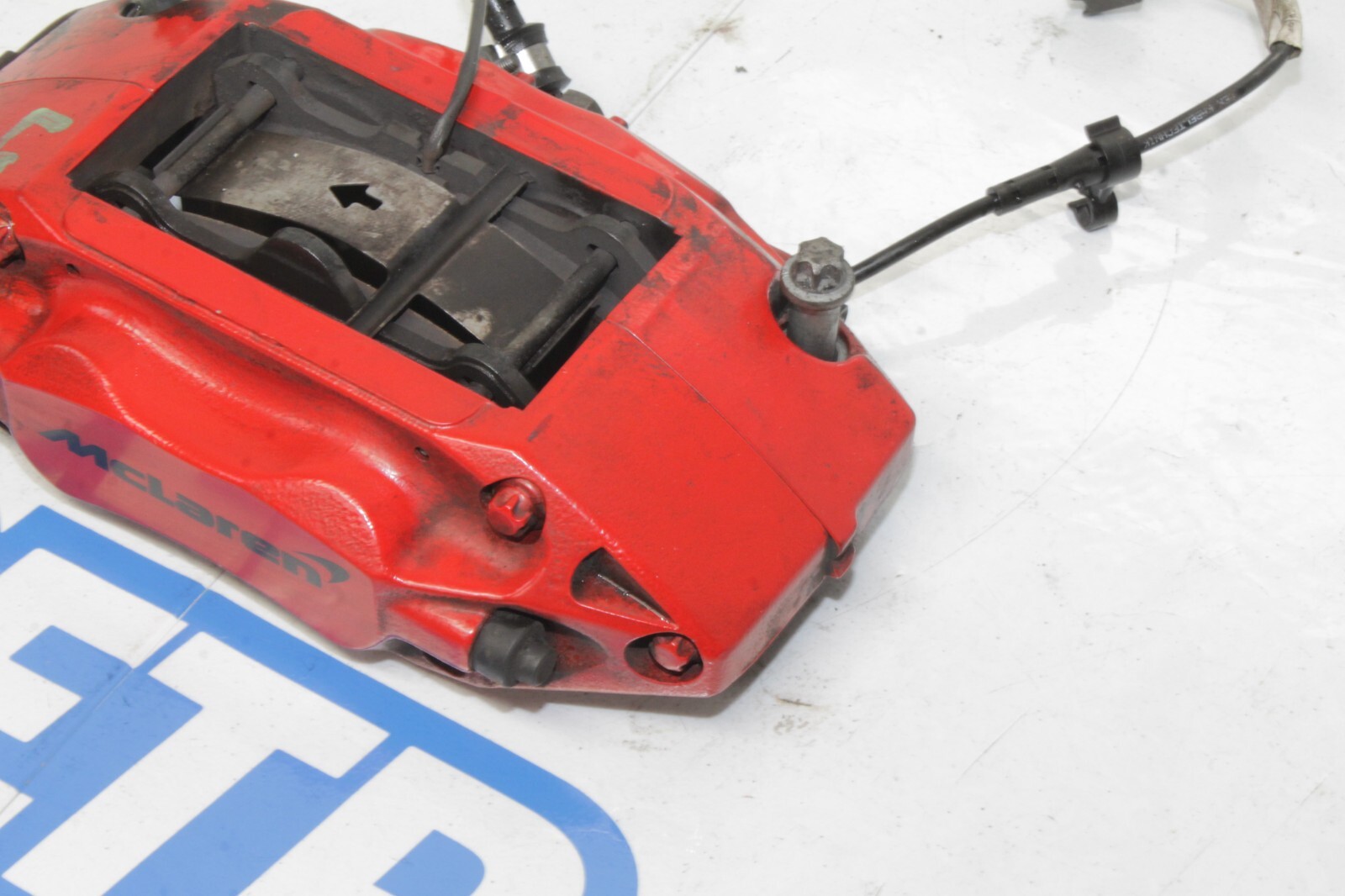 12-14 MCLAREN MP4-12C 12C 570 OEM LH REAR BRAKE CALIPER RED 11C0565CP COMPLETE