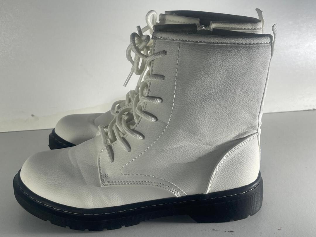 Dunnes Stores Ladies White Leather Lace &Zip Up Ankle Boot Shoes