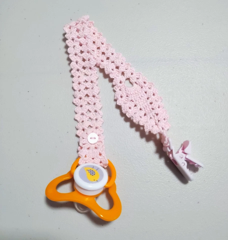 Porta-chupeta feito à mão - Imagem 2 de 3