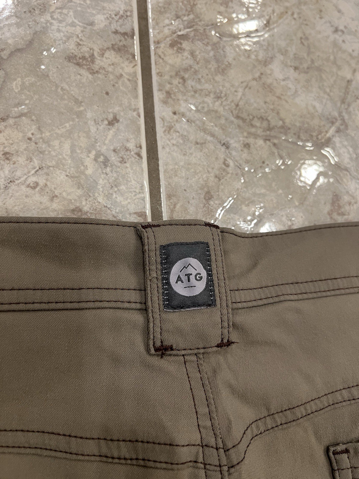 Men's 38X30 Wrangler Outdoor ATG Pants Straight Leg All Terrain Gear Stretch