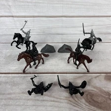 Assorted Figures European Medieval Knights Plastic Miniature Figures + Horses