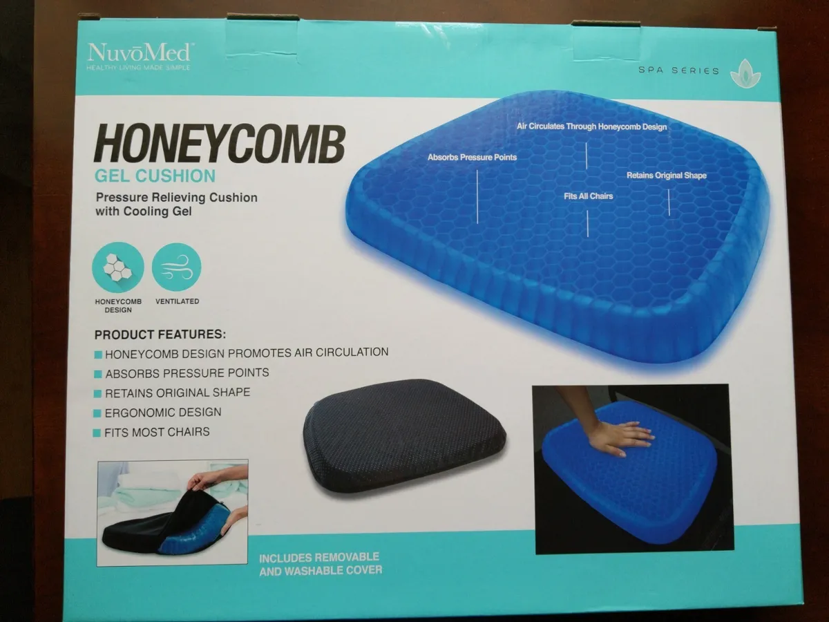 Honeycomb pressure relieving gel cushion with cooling gel - New in Box