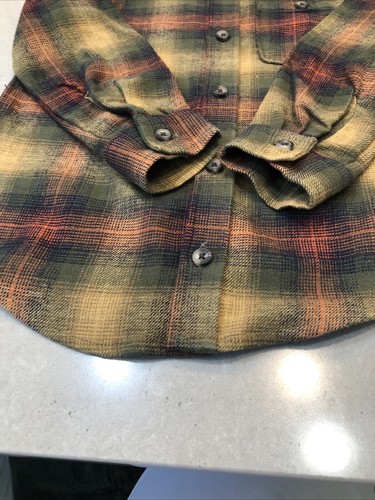 Old Navy Boys Flannel Long Sleeve Shirt Sz 5T - Picture 3 of 3