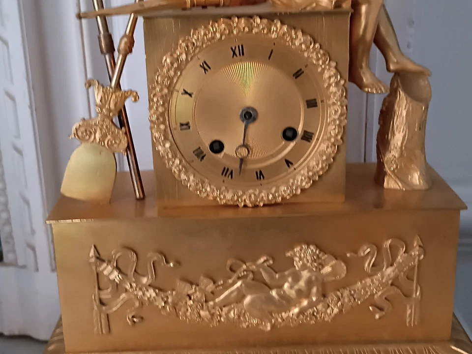 Superbe pendule en bronze doré amour jardinier - Photo 3/4