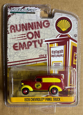 GREENLIGHT 1939 CHEVY PANEL TRUCK SHELL GASOLINE 1/64 RED YELLOW 41140 A