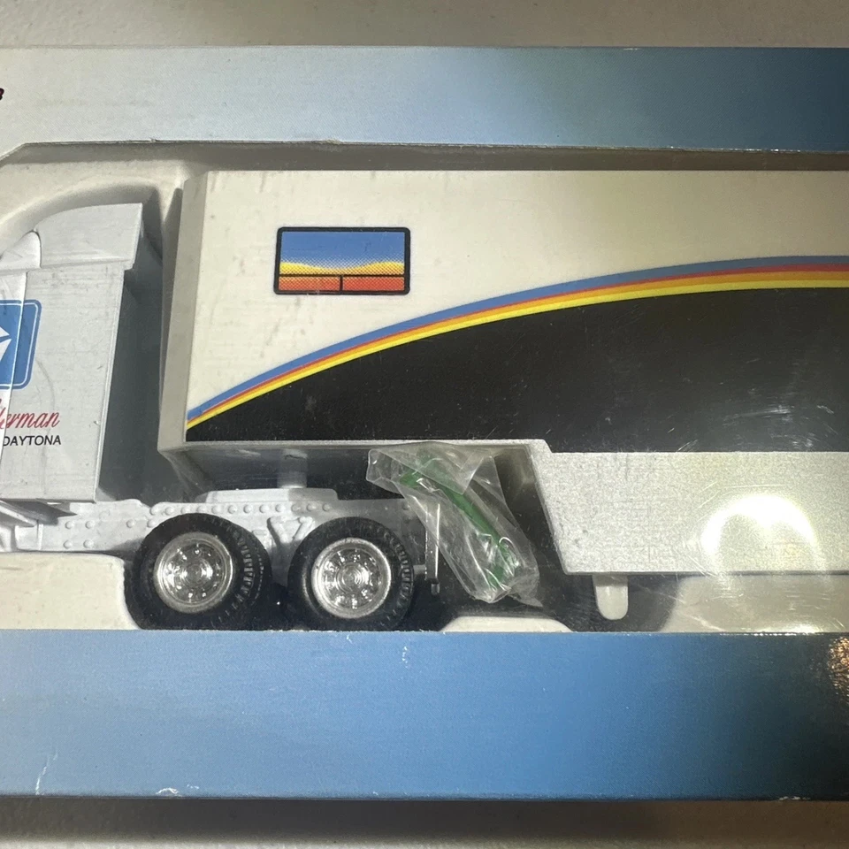IMAGEN DE CARRERA CORGI - KENWORTH RACE TRANSPORTER MOPAR (DAVID ALDERMAN) con certificado Foto 3 de 4