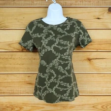 Croft & Barrow Short Sleeve Shirt Classic Tee Womens S Dark Green Floral Stretch
