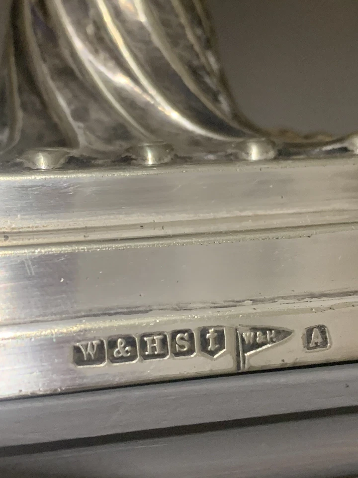 Par de candelabros antiguos enchapados en plata Walker & Hall de calidad del siglo XIX Foto 3 de 4