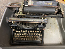 Vintage Antique Underwood Typewriter Black for restoration part etc thumbnail