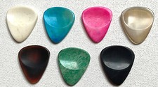 BONE / HORN  guitar picks  ( best quality ) 30mm x 26mm x 2.5mm (approx )