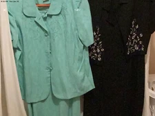 2 Women's Dresses w/Jackets size 12/12Petite