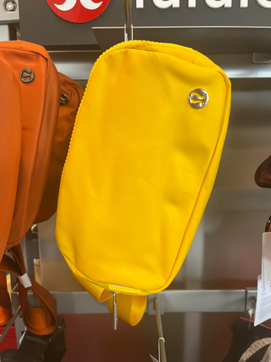 Lululemon Sonic Yellow Everywhere Belt Bag – 1L NWT – Adjustable Strap  In Stock