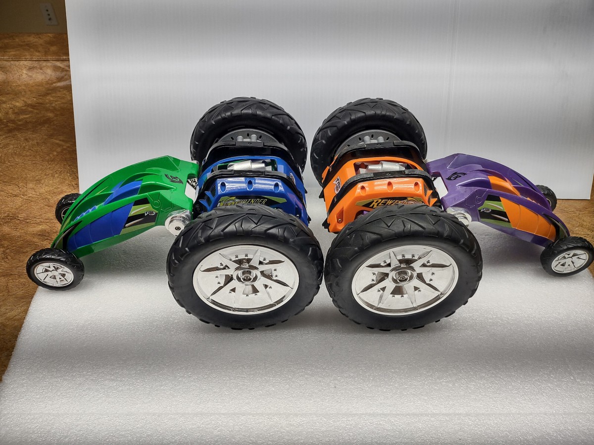 2 VINTAGE TYCO RC REWIND STUNT CARS ( 27 & 49 Mhz) - EXCELLENT