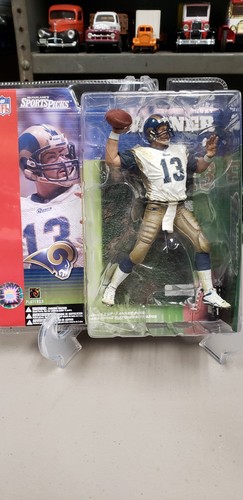 MC FARLANE SPORTS PICKS SERIE 2001 SERIE 1 ST. LOUIS RAMS KURT WARNER FIGUR!! - Bild 1 von 6
