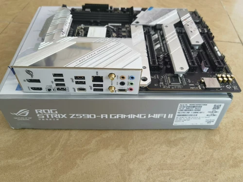 ASUS ROG STRIX Z590-A GAMING WIFI II Intel Z590 LGA 1200 ATX Motherboard - Picture 3 of 7