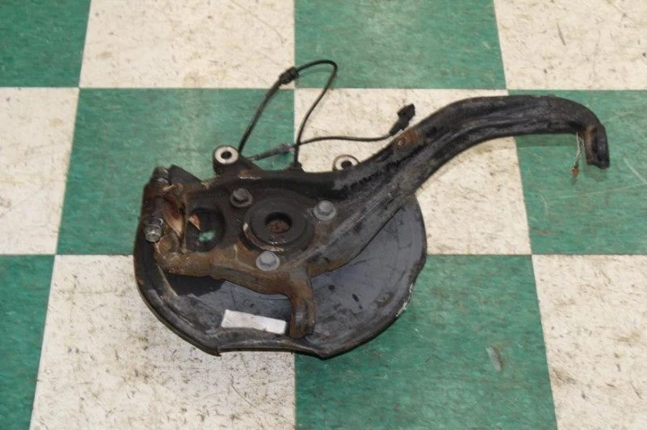 2004-2023 Nissan Titan Front Driver Left Spindle Knuckle Steering Assembly Oem - Image 3 of 4