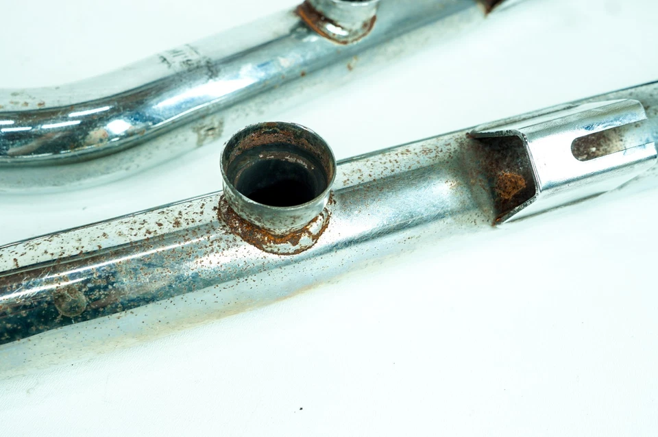 05 Harley Sportster XL883L 883 OEM tubos de cabezal de escape oxidados puntos picados 1368 Foto 3 de 4