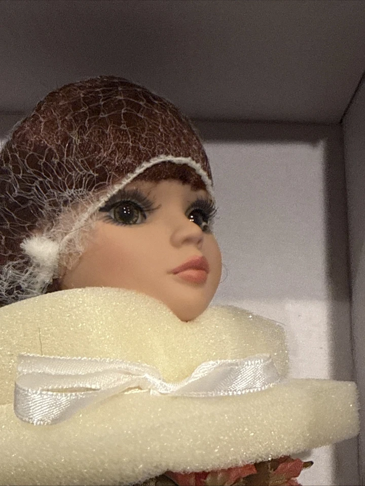 TONNER ELLOWYNE WILDE FLORA, FAUNA AND NOT SO MERRYWEATHER DOLL NRFB - Image 4 of 4