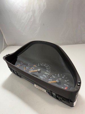 A2085401911 Kombiinstrument Cluster für MERCEDES-BENZ CLK W208 2.0 COUPE