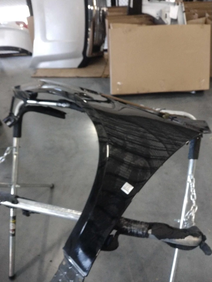 Guardabarros delantero izquierdo usado se adapta a: Chevrolet Impala 2008 delantero izquierdo grado A Foto 2 de 4