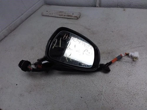 Passenger Side View Mirror Black Chrome With Memory Fits 18-19 STINGER 899715