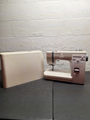 Janome 415 Multifunctional Sewing Machine 17 Decorative Stitches Bobbin Winder
