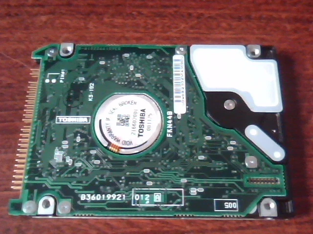 2.5 in Hard Disk Drive IDE Toshiba MK1214GAP HDD2149 F ZE01 - Image 3 of 4