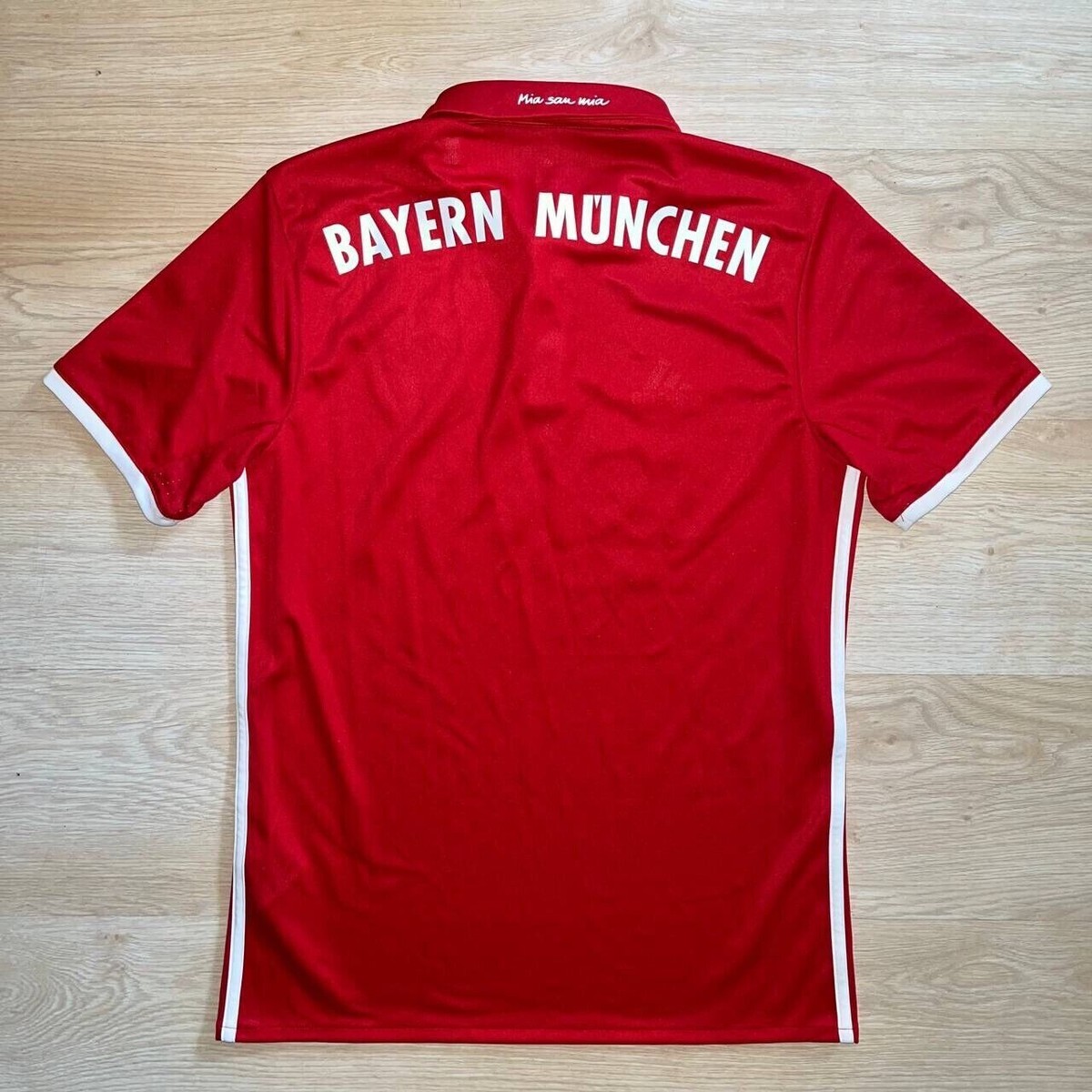 Les 3 maillots du Bayern Munich 2016-2017 [non officiel] - Maillots