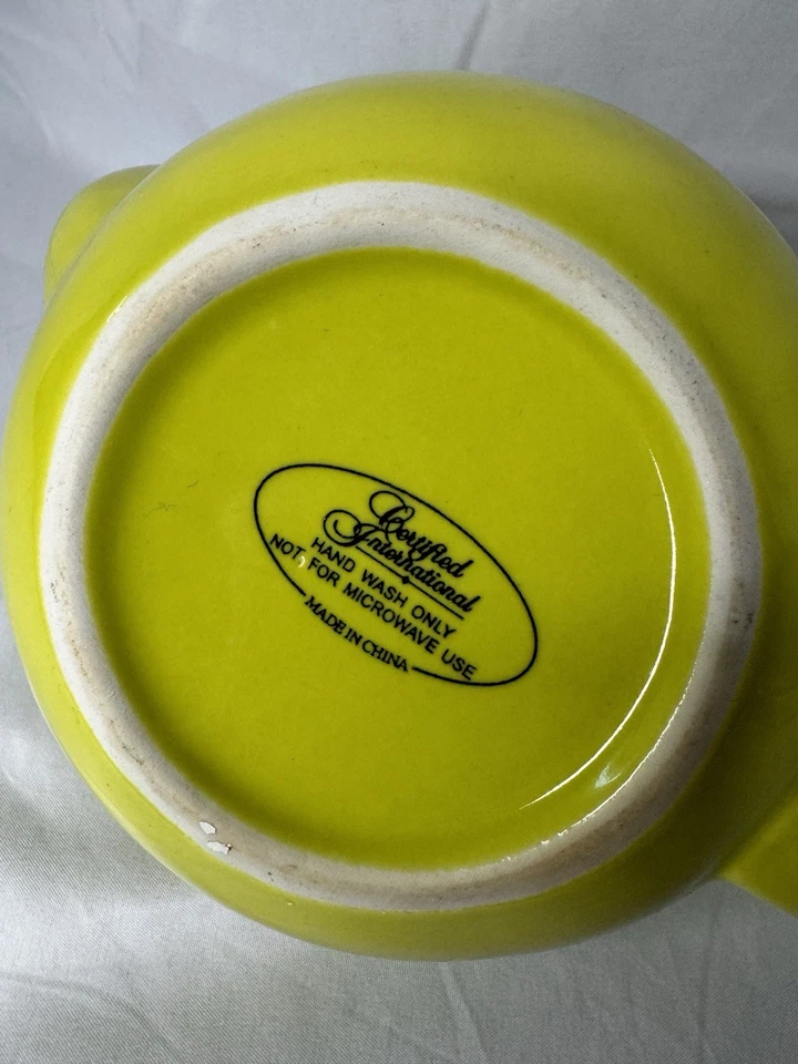 Tetera de cerámica Tetera Tapa de metal verde lima Foto 3 de 4