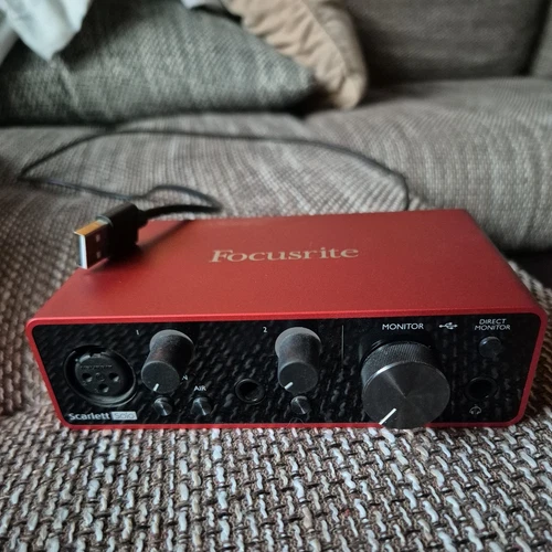 USB AudiointerfaceFocusrite Scarlett Solo 3rd Gen