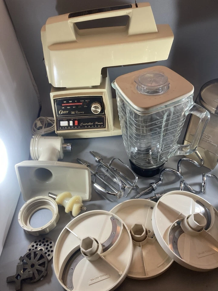 Oster Regency Kitchen Center: Mixer, Meat Grinder, Blender, Food Processors 564A - Image 3 of 4