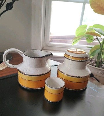 Stonehenge Midwinter Sun Yellow MCM England 4 PC Sugar Cream Lid Toothpick Holdr