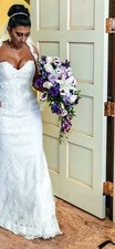 White Lace Sweetheart Neck Sleeveless Beaded Column Full-Length Wedding Dress