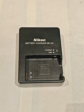 Genuine Nikon MH-24 Battery Charger TESTED Free shipping