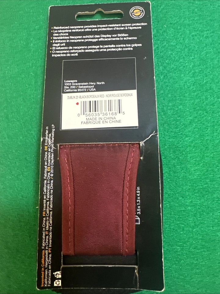 New Lowepro Dublin 20 camera case compact camera case maroon/black - Image 2 of 4