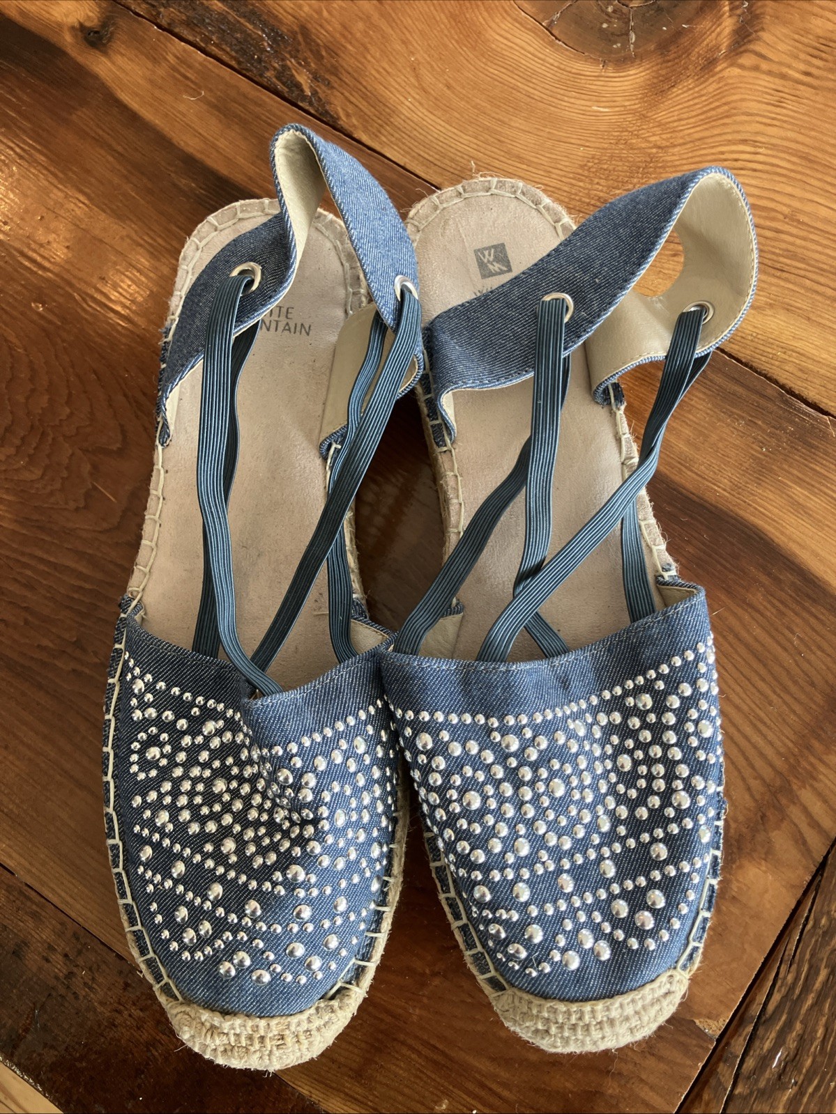 White Mountain Denim HIGHLAND Size 8 1/2 M Espadrilles Silver Studs Blue