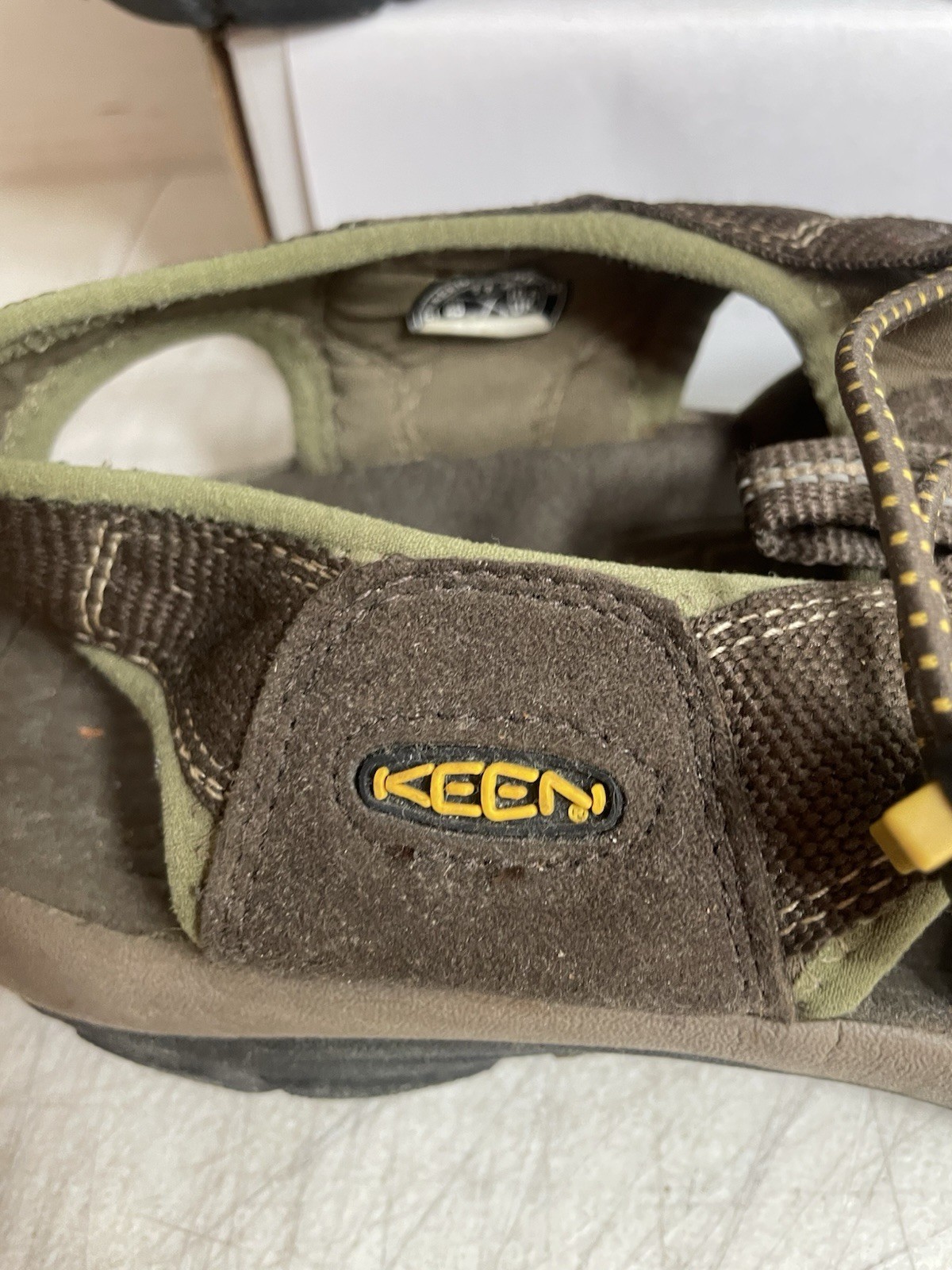 Keen Scarpe da acqua sandali da trekking uomo taglia 11 5 finiture marrone e verde.
