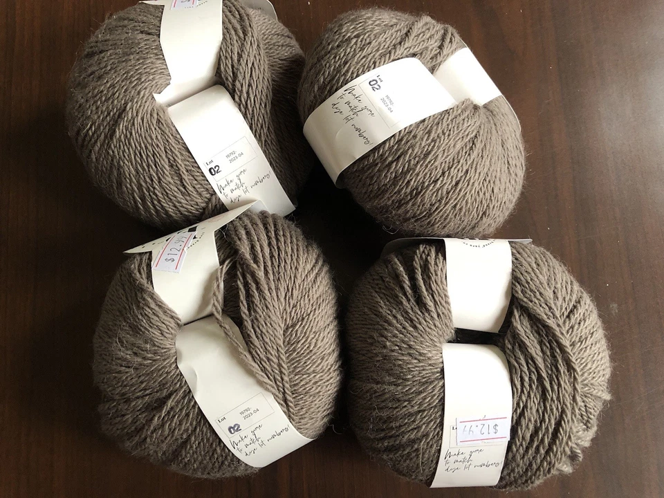 Lion Brand 100% Baby Alpaca Yarn #127H TAUPE Lot of 4 - Image 3 of 4