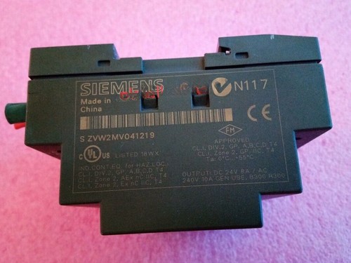 1 P6ED1 052-1MD00-0BA5 USED Siemens LOGO 6ED1 052-1MD00-0BA5 12/24RC controller - Picture 3 of 4