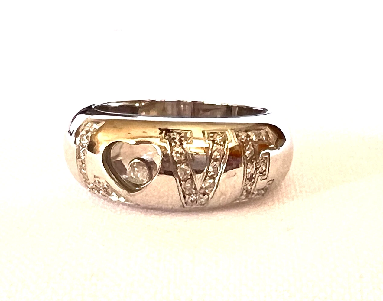 Chopard — MAGNIFICENT CHOPARD SWISS LOVE 18K WHITE GOLD DIAMOND RING SIZE 6.75 WITH BOX