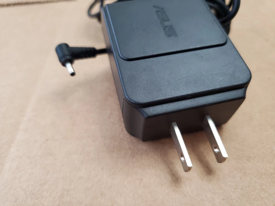 ADAPTADOR DE CORRIENTE AC ASUS EXA1004UH N9-3 Foto 3 de 4