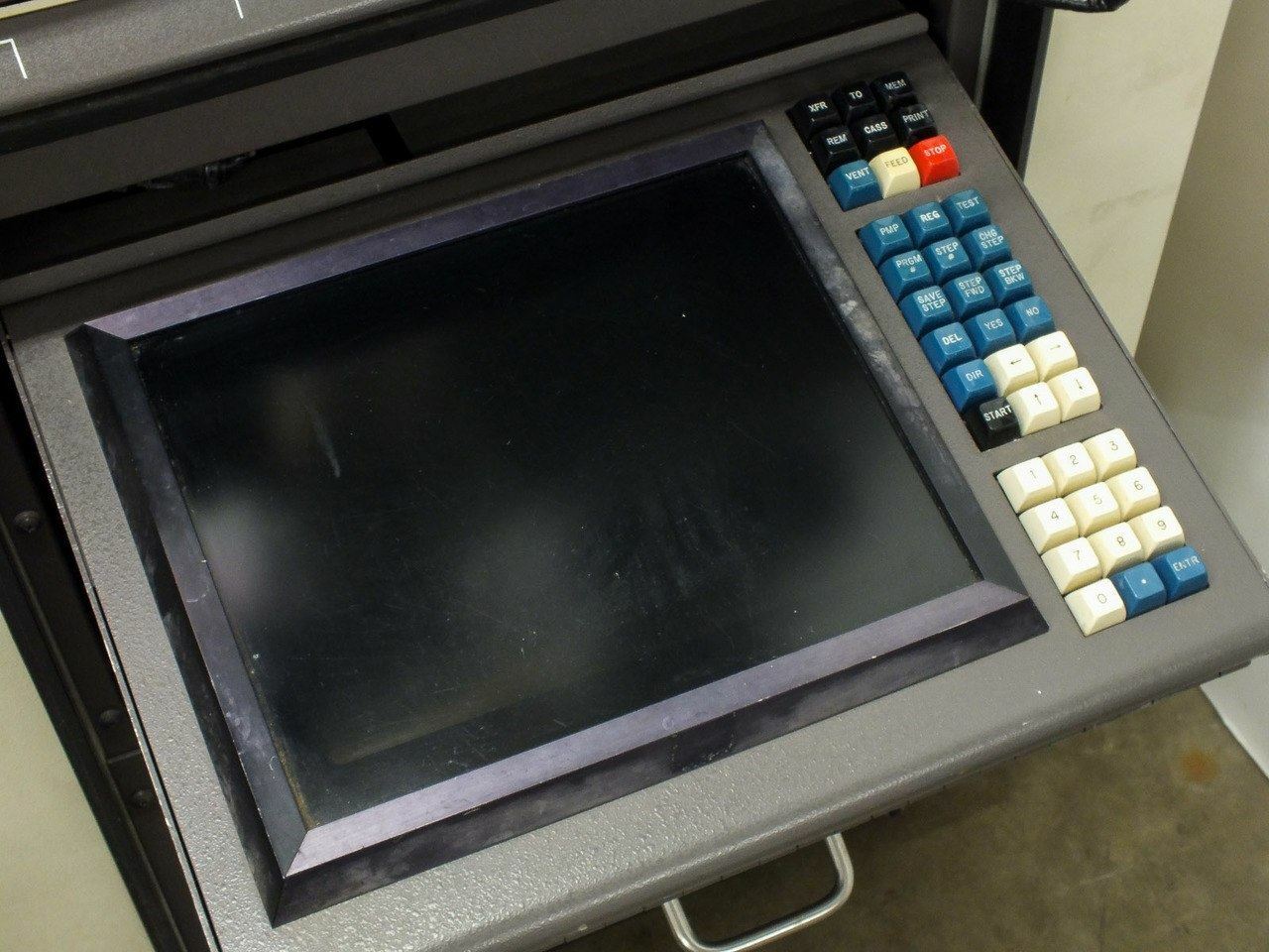 Material Research Corp MRC 603III Sputtering Chamber 3Targets on Side