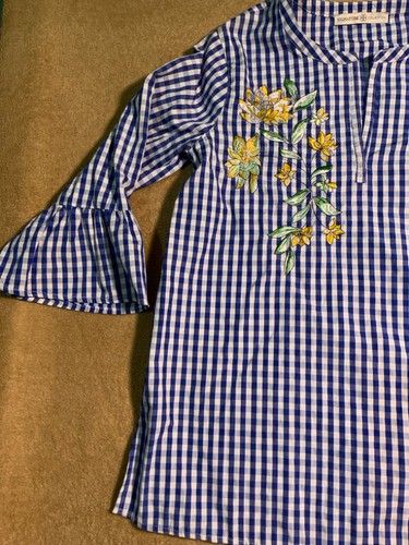 Signature Collection Sz (4/6) Blue White Checkered Blouse Floral Embroidery (C) - Picture 2 of 9