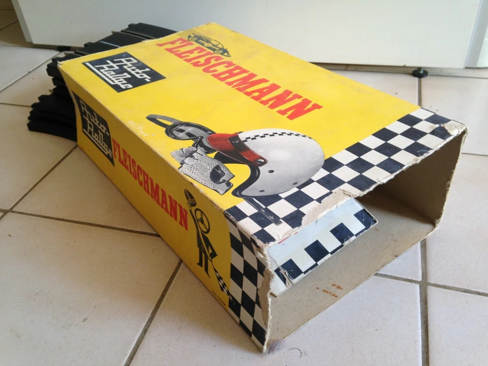 vintage  - lot de 7 rails auto rallye circuit FLEISCHMANN 3111 + EMBALLAGE  3  - Photo 2/2